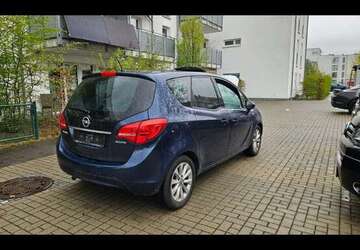 Opel Meriva 180.000 km 2.700 &euro; Großreuth h d Veste (Nürnberg) 90408