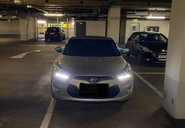 Hyundai Veloster 122.500 km 5.400 &euro; Nürnberg 90411