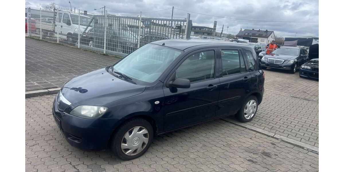 Mazda 2 102.655 km 550 &euro; Nürnberg 90439