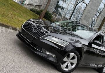 Skoda Superb 100.000 km 17.950 &euro; Nürnberg 90431