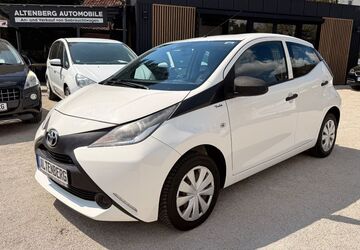 Toyota Aygo (X) 75.000 km 6.899 &euro; Oberasbach 90522