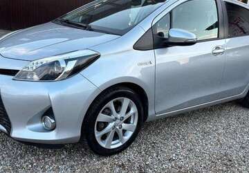 Toyota Yaris 95.000 km 8.500 &euro; Nürnberg 90431
