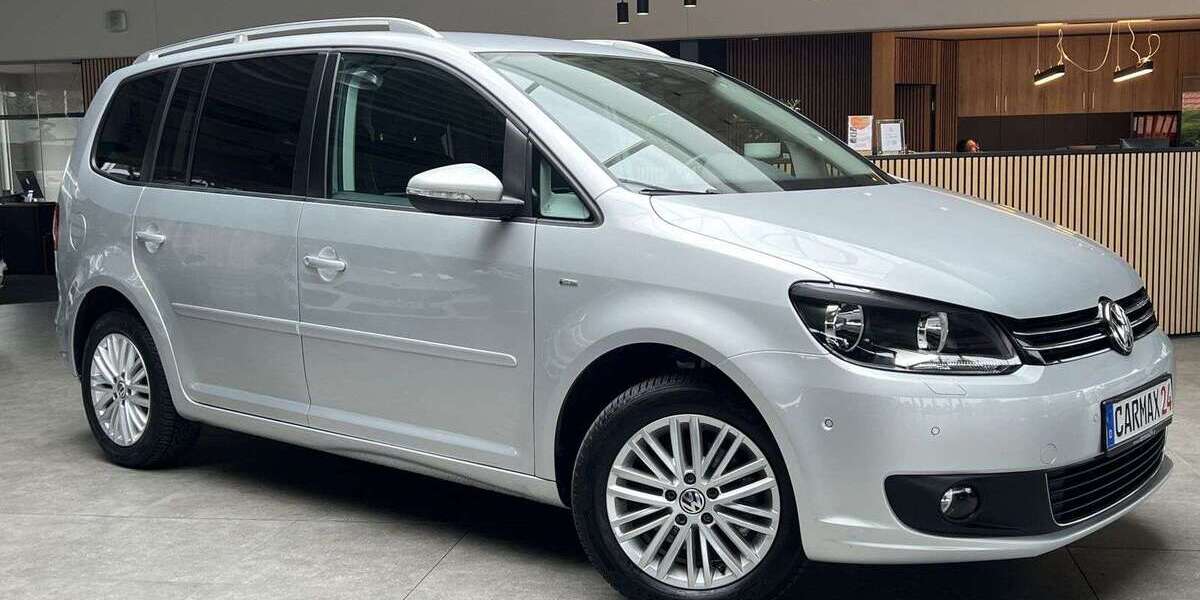VW Touran 160.400 km 8.740 &euro; Cadolzburg 90556