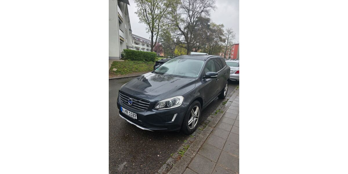 Volvo XC60 157.000 km 16.500 &euro; Nürnberg 90439