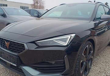 Cupra Leon 8.024 km 27.499 &euro; Fürth 90765