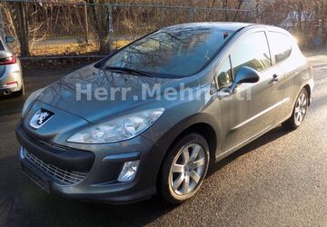 Peugeot 308 159.554 km 649 &euro; Nürnberg 90439