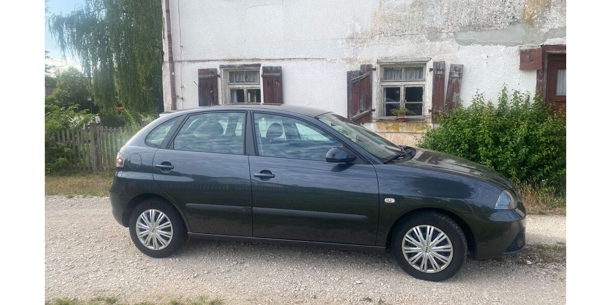 Seat Ibiza 106.633 km 2.800 &euro; Nürnberg 90469
