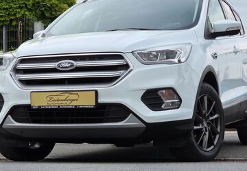 Ford Kuga 88.000 km 13.900 &euro; Fürth 90763