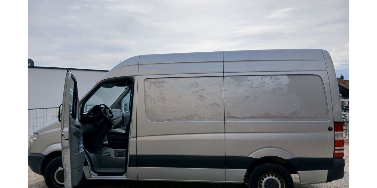 Mercedes-Benz Sprinter 180.400 km 13.900 &euro; Nürnberg 90489