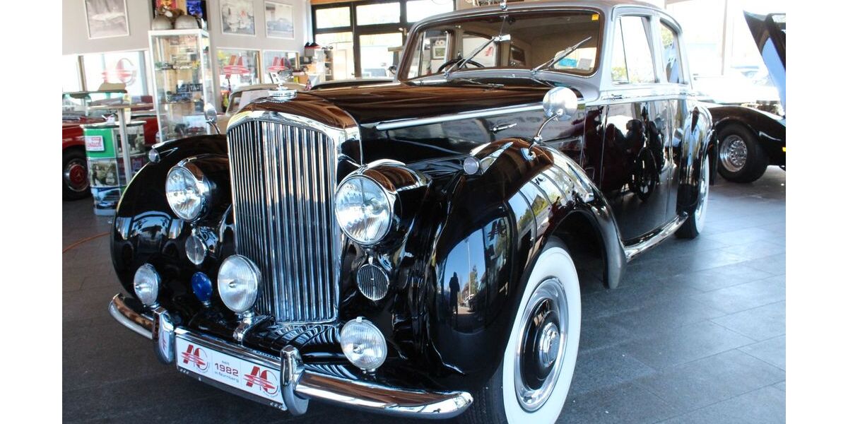 Bentley Andere 38.900 km 67.900 &euro; Nürnberg 90475