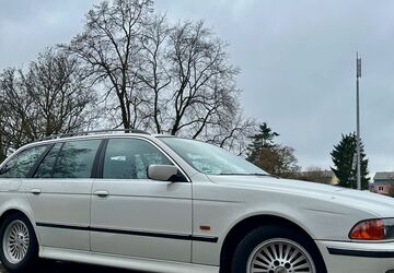 BMW 523 420.000 km 3.200 &euro; Nürnberg 90411