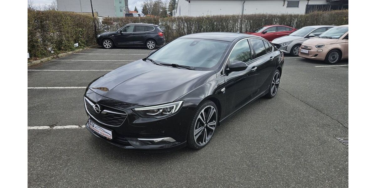 Opel Insignia 181.200 km 12.990 &euro; Nürnberg 90411