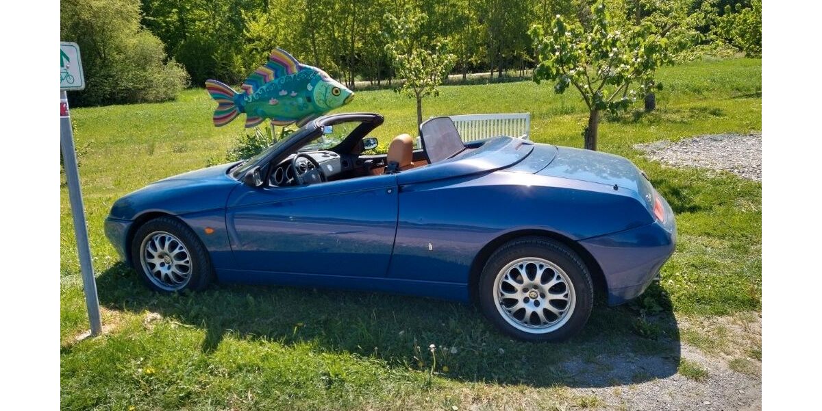 Alfa Romeo Spider 180.000 km 4.900 &euro; Burgthann 90559