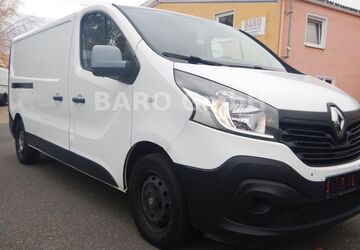 Renault Trafic 211.648 km 5.600 &euro; Nürnberg 90449