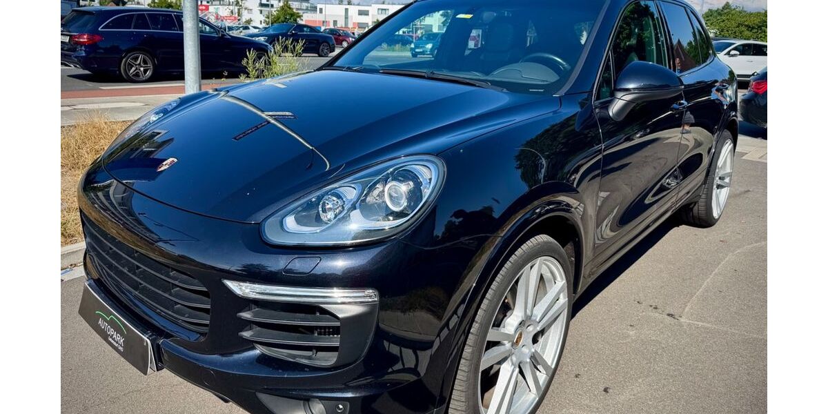 Porsche Cayenne 160.000 km 32.900 &euro; Nürnberg 90449