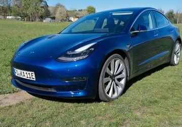 Tesla Model 3 61.000 km 25.990 &euro; Hausen 91353