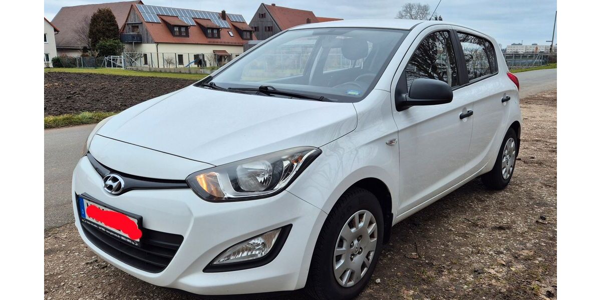 Hyundai i20 88.300 km 5.800 &euro; Nürnberg 90439