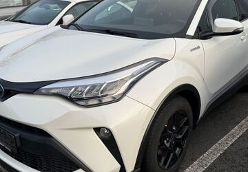 Toyota C-HR 72.000 km 19.990 &euro; Fürth 90763