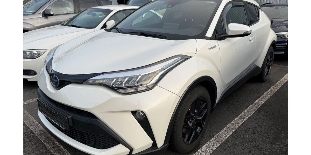 Toyota C-HR 72.000 km 19.990 &euro; Fürth 90763