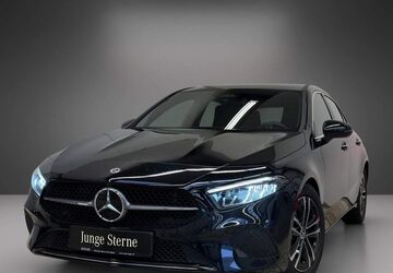 Mercedes-Benz A 180 12.889 km 27.599 &euro; Altdorf 90518