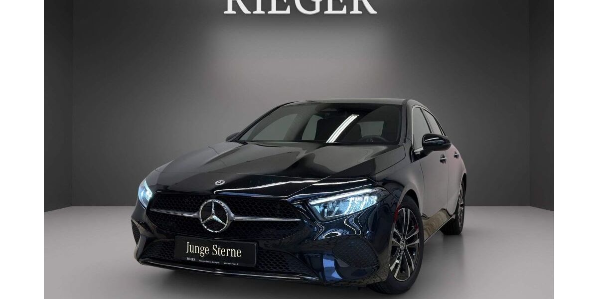 Mercedes-Benz A 180 12.889 km 27.599 &euro; Altdorf 90518