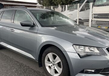 Skoda Superb 121.000 km 13.000 &euro; Nürnberg 90427