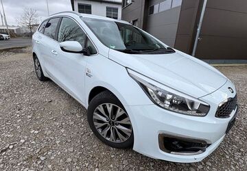 Kia ceed Sportswagon 153.000 km 8.990 &euro; Forchheim 91301
