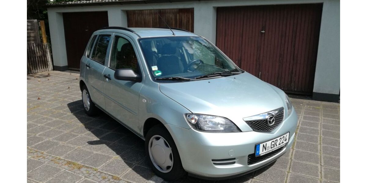 Mazda 2 98.000 km 1.750 &euro; Nürnberg 90480