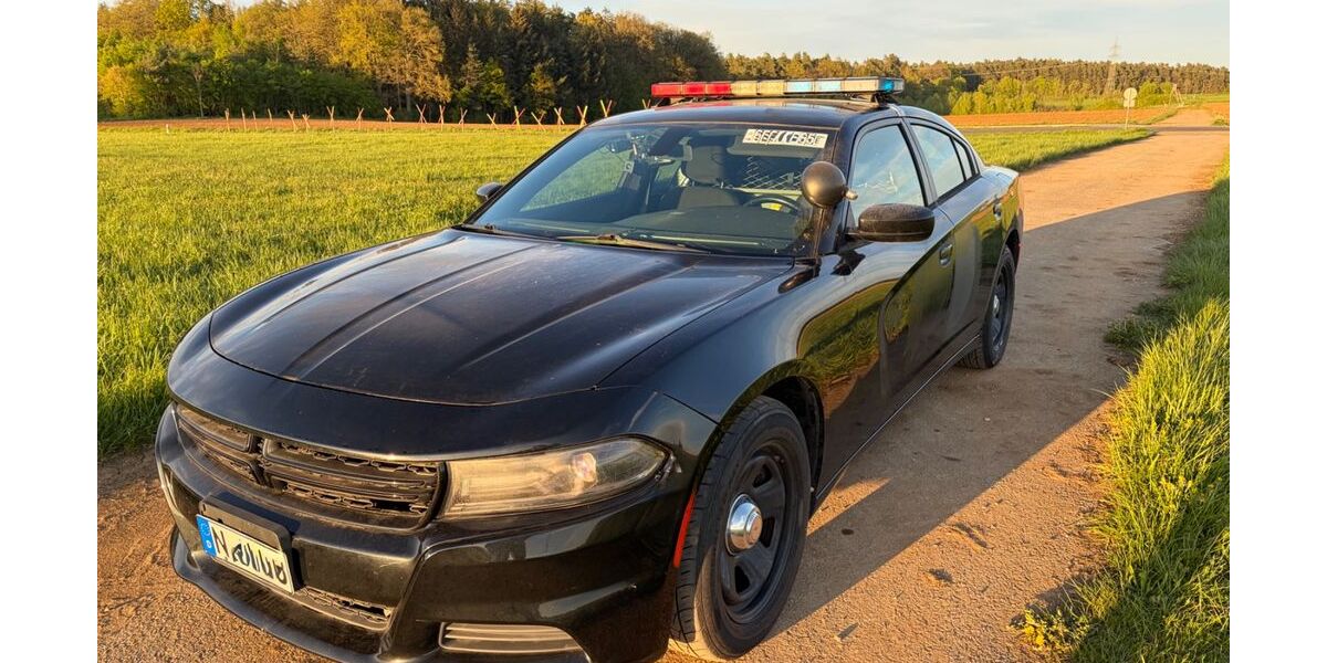 Dodge Charger 193.000 km 18.950 &euro; Nürnberg 90475