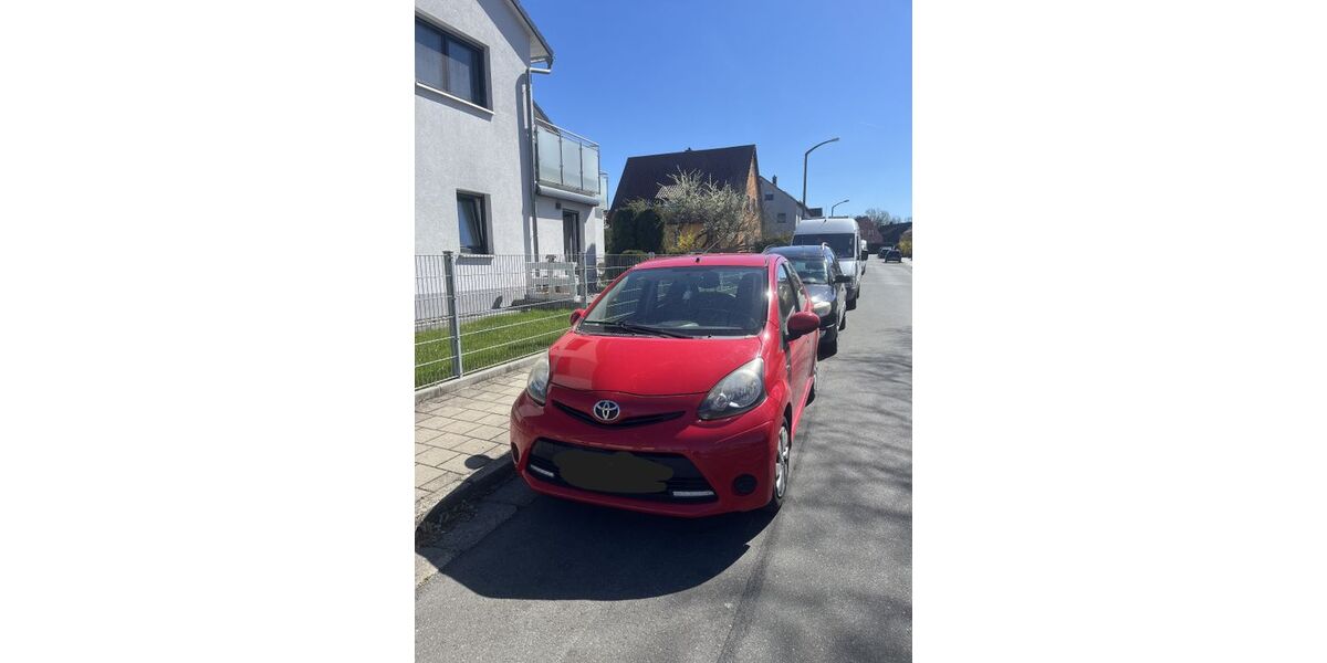 Toyota Aygo (X) 129.000 km 3.490 &euro; Erlangen 91056