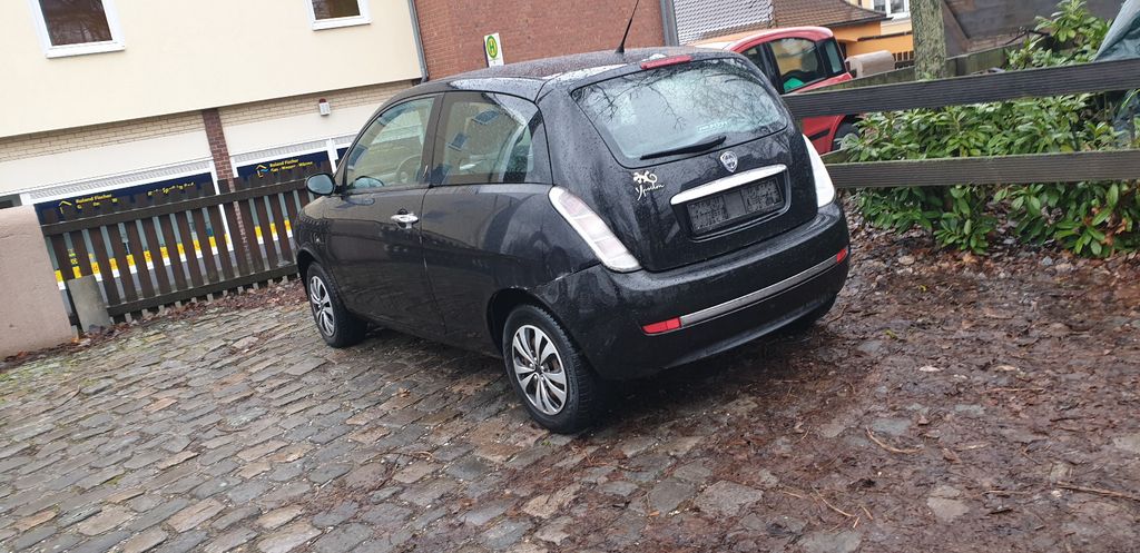 Lancia Ypsilon 146.000 km 1.100 &euro; Nürnberg 90443