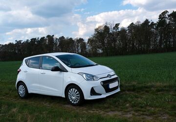 Hyundai i10 28.500 km 10.480 &euro; Nürnberg 90455