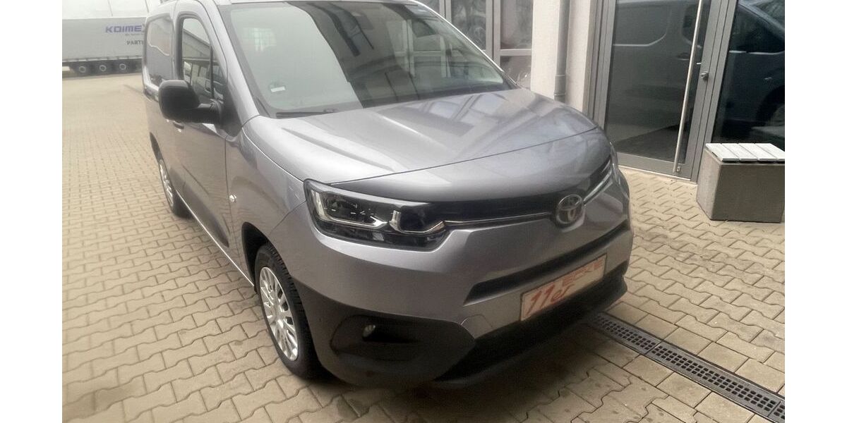 Toyota Proace (Verso) 39.900 km 19.900 &euro; Wendelstein 90530