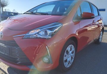 Toyota Yaris 61.500 km 11.950 &euro; Fürth 90763