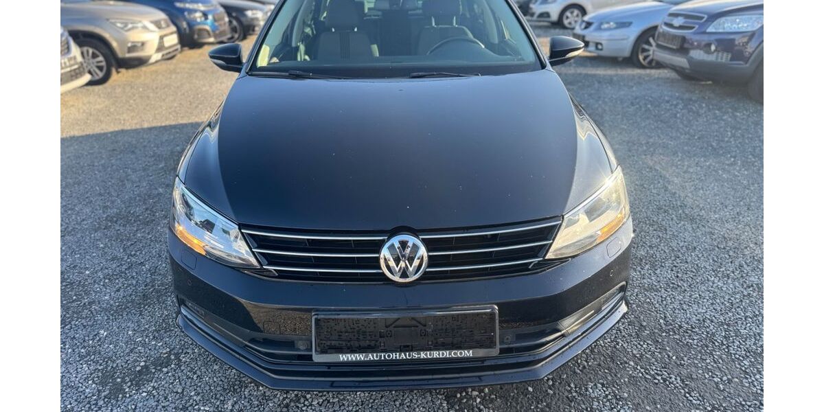 VW Jetta 111.000 km 9.500 &euro; Nürnberg 90431