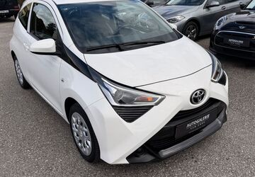 Toyota Aygo (X) 62.800 km 8.500 &euro; Fuerth 90763