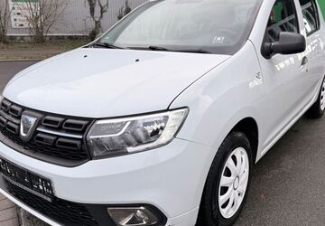 Dacia Sandero 87.000 km 6.190 &euro; Fürth 90763