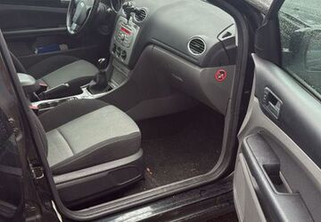 Ford Focus 100.000 km 3.500 &euro; Nürnberg 90441