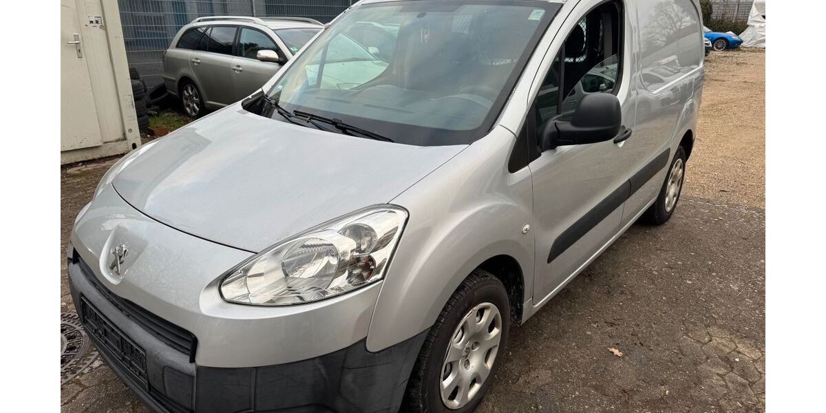 Peugeot Partner 187.000 km 5.100 &euro; Nürnberg 90453
