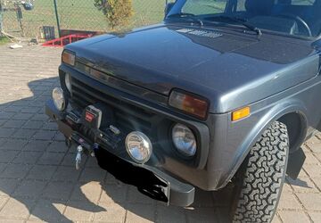 Lada Urban 46.809 km 12.500 &euro; Roßtal 90574