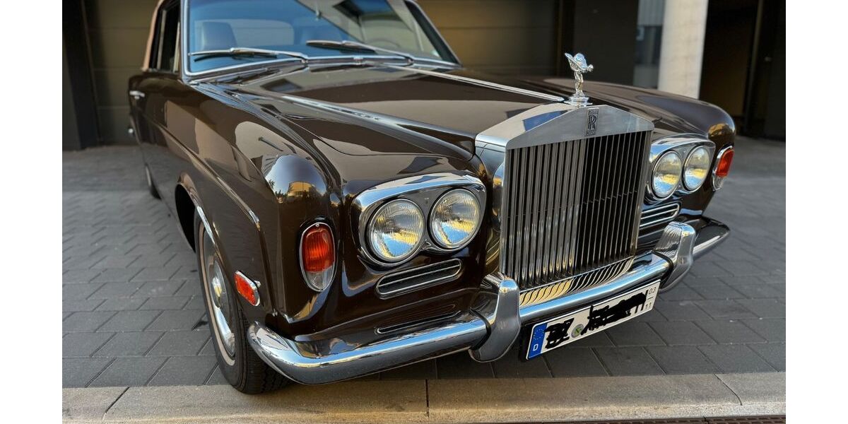 Rolls Royce Corniche 176.722 km 47.477 &euro; Fürth 90765