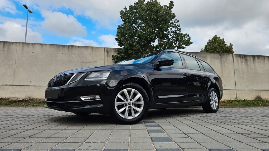 Skoda Octavia 245.325 km 10.293 &euro; Nürnberg 90431