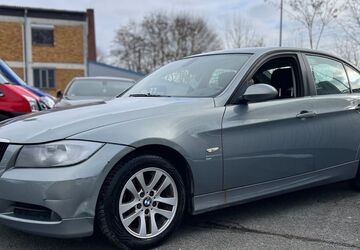 BMW 320 216.000 km 3.299 &euro; Nürnberg 90441
