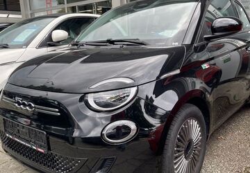 Fiat 500e 9.900 km 16.990 &euro; Nürnberg 90482