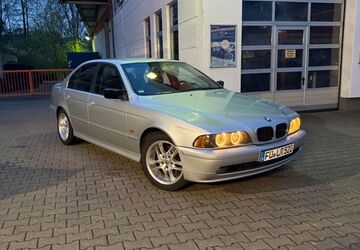 BMW 520 207.500 km 2.700 &euro; Fürth Bayern 90762