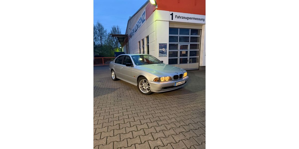 BMW 520 207.500 km 2.700 &euro; Fürth Bayern 90762