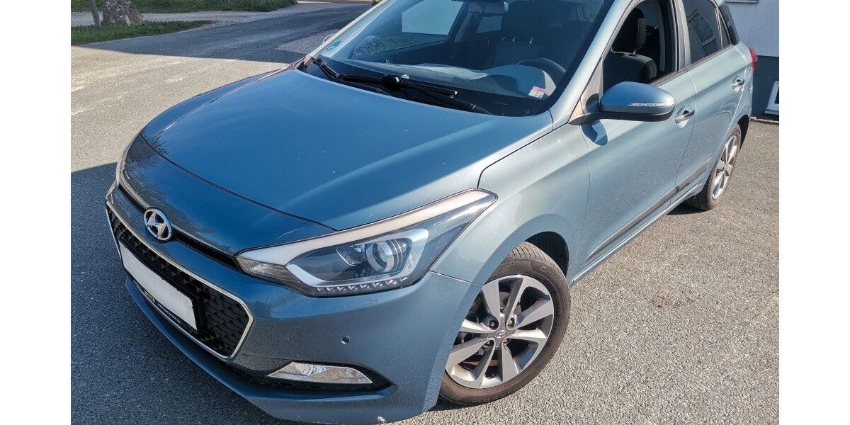 Hyundai i20 76.500 km 11.199 &euro; Fürth 90762
