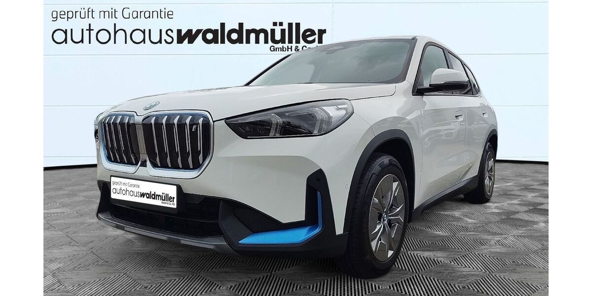 BMW iX1 31.689 km 37.901 &euro; Roth 91154