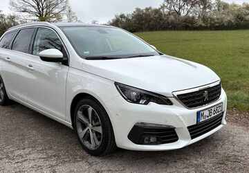Peugeot 308 105.000 km 9.900 &euro; Langenzenn 90579