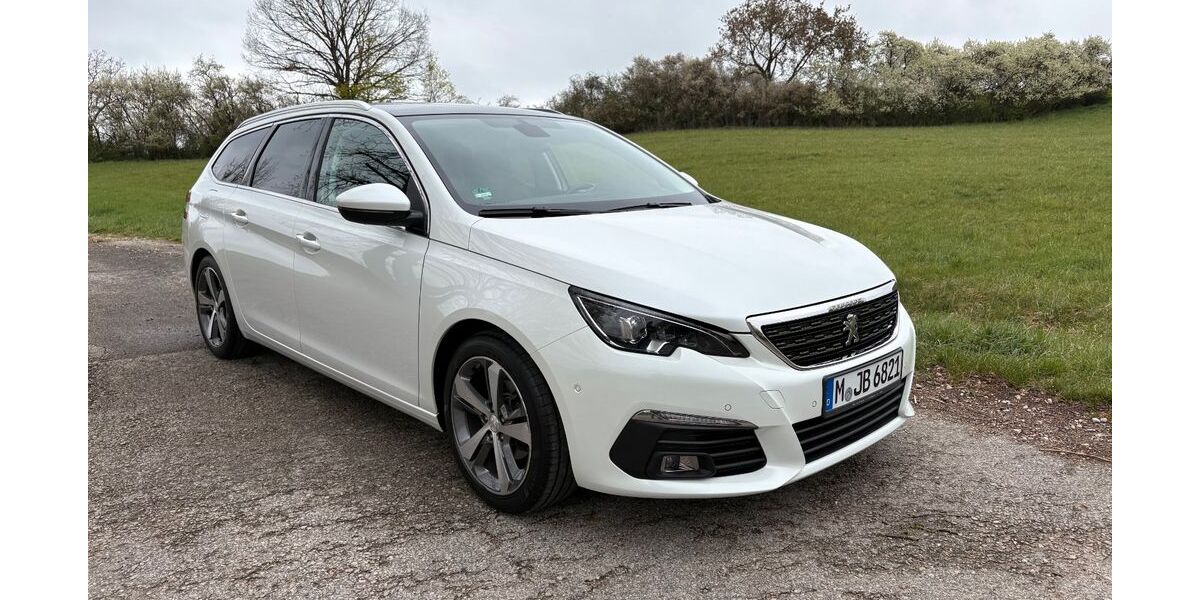 Peugeot 308 105.000 km 9.900 &euro; Langenzenn 90579